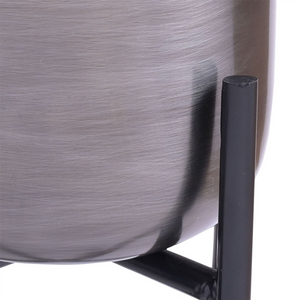 Country Living Set of 3 Iron Planters on Stands Pewter Widdop